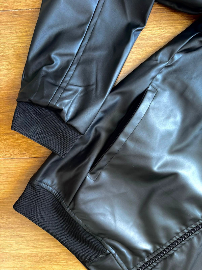 Jaqueta Couro Modelo ZARA - Preto