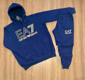 Conjunto EA7 Empório Armani Estampa Dourada - Moletom