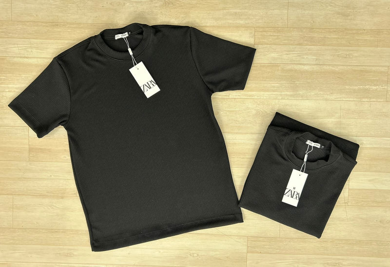 Camiseta Modelo ZARA canelada 3.0