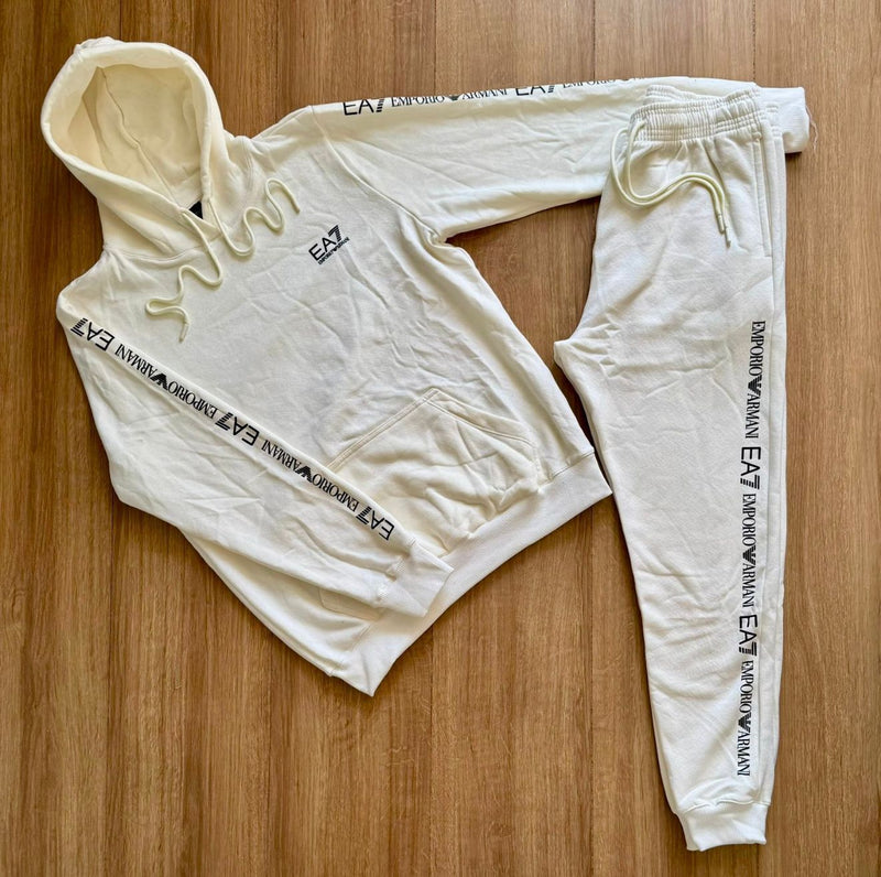 Conjunto EA7 Empório Armani - Manga Lateral - Moletom