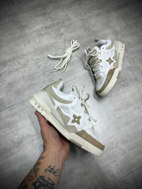 Tênis Louis Vuitton Sk8 - Bege