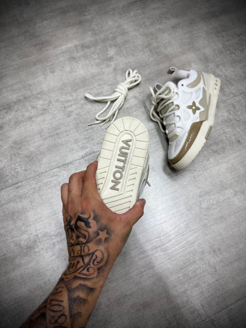 Tênis Louis Vuitton Sk8 - Bege