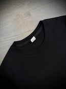 Camiseta Modelo ZARA - Preta