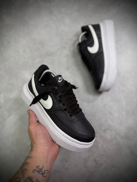 Tênis Nike Court Vision | Sola Alta - Preto/Branco